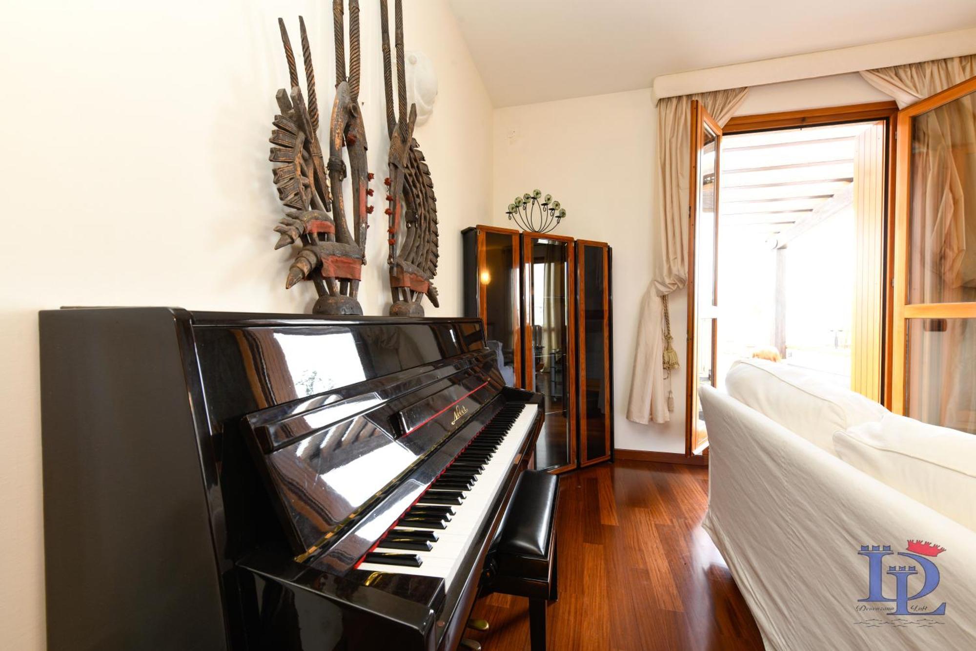 Desenzanoloft Official Partner Marriott Homes & Villas - Gardastar La Stella Del Lago デセンツァーノ・デル・ガルダ エクステリア 写真