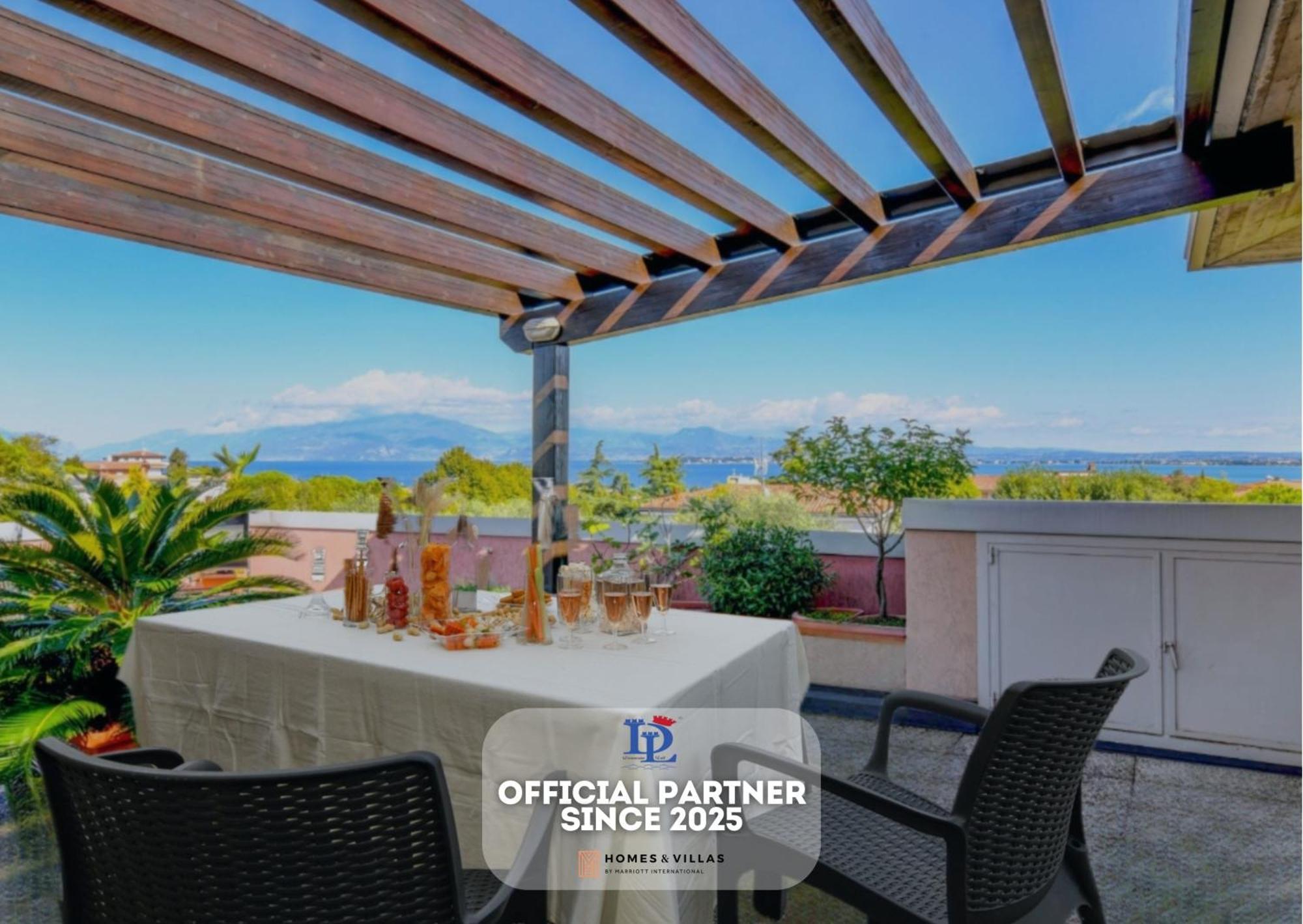 Desenzanoloft Official Partner Marriott Homes & Villas - Gardastar La Stella Del Lago デセンツァーノ・デル・ガルダ エクステリア 写真