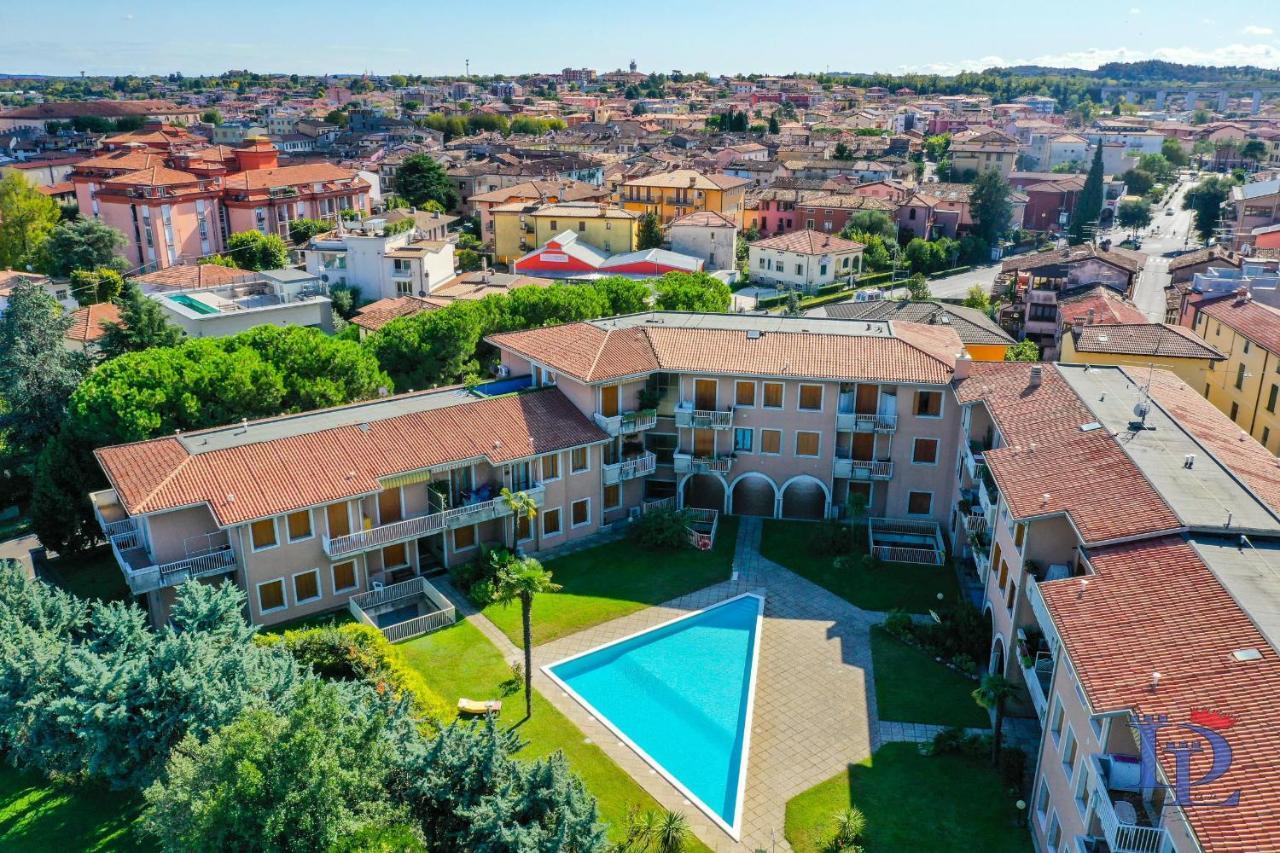 Desenzanoloft Official Partner Marriott Homes & Villas - Gardastar La Stella Del Lago デセンツァーノ・デル・ガルダ エクステリア 写真